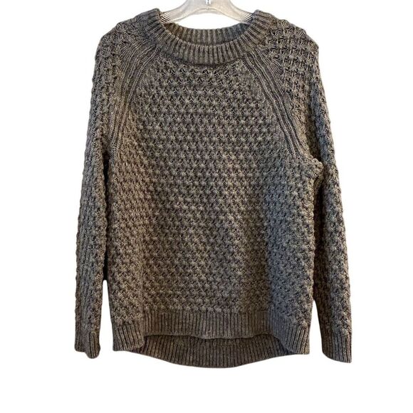 H&M Women's XS Gray Chunky Cable Knit Pullover Sweater Casual - Picture 1 of 7